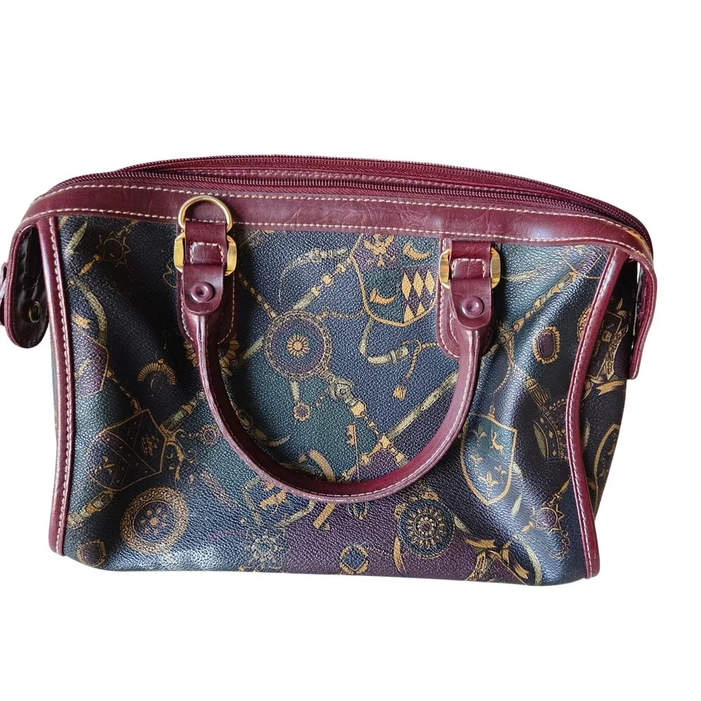 Carryland Vintage Burgundy Equestrian Heraldic Crest Satchel Handbag 90s‎ Bag